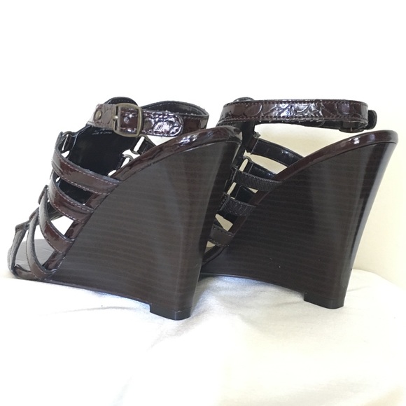 🌺 Steve Madden Faux Patent Leather Stacked Heel - Picture 5 of 6